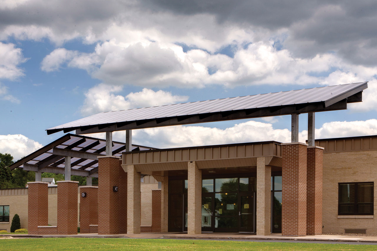 Single Pitch Standing Seam Canopies, 20mm Clear Polycarbonate 